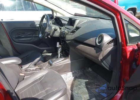 2016 Ford Fiesta Titanium z USA, uszkodzony, nr VIN 3FADP4CJ1GM187920